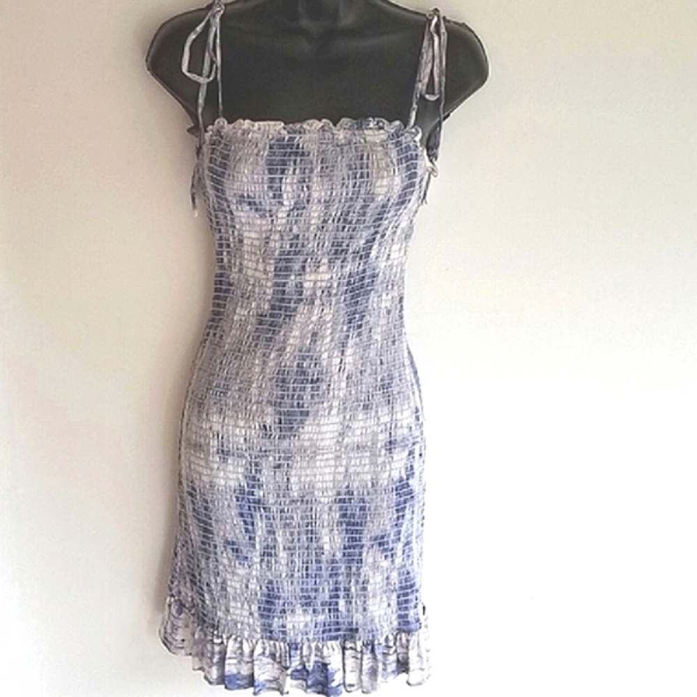 Vestique Never Tie Me Down Dress - Picture 2 of 7